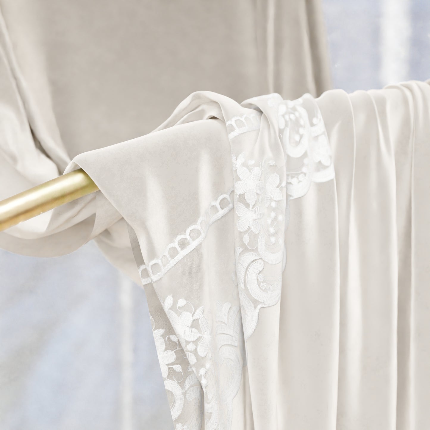 Tenda a Pannello in Velluto per Interni con Anelli e Pizzo Rebrodè, 140x280 cm, Bianco Latte by Sissy