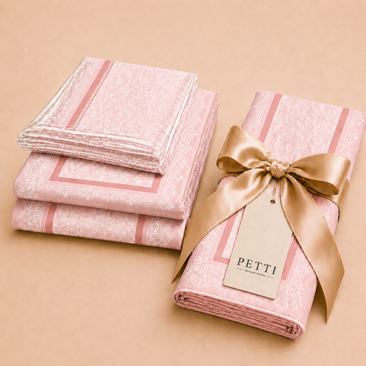 Promo Cucina Fiocco Rosa Tovaglia in Stampa Digitale + Tovaglia Trasparente + Runner in Omaggio