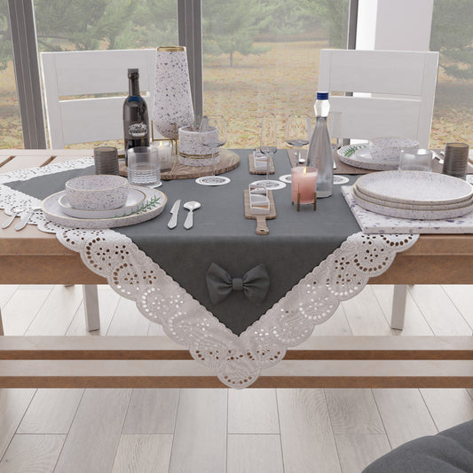 Centre de table cuisine élégant shabby chic avec dentelle et nœuds gris foncé