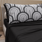Lenzuola in Cotone, Completo Letto con Federe in Stampa Digitale Delta Grigio Nero