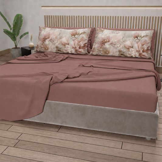 Lenzuola in Cotone, Completo Letto con Federe in Stampa Digitale Petalo 14 Cipria Scuro.