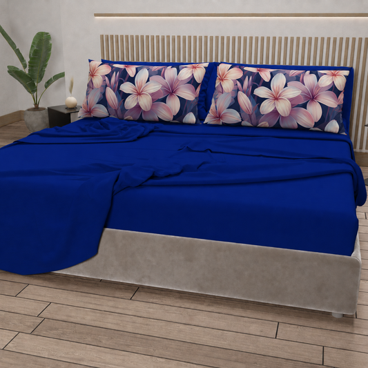 Lenzuola in Cotone, Completo Letto con Federe in Stampa Digitale Petalo 16 Blu Elettrico.