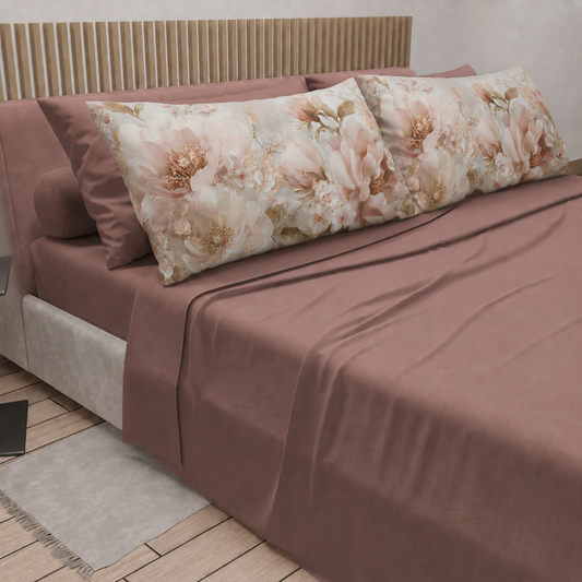 Lenzuola in Cotone, Completo Letto con Federe in Stampa Digitale Petalo 14 Cipria Scuro.