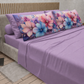 Lenzuola in Cotone, Completo Letto con Federe in Stampa Digitale Petalo 11 Lilla.