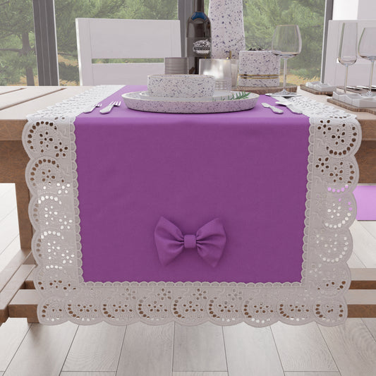 Runner da Tavolo Elegante Shabby Chic con Pizzo e Fiocchi Lilla