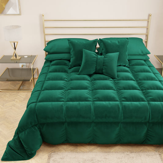 Quilt, Double Sided Winter Quilt in Soft and Warm Emerald Velvet