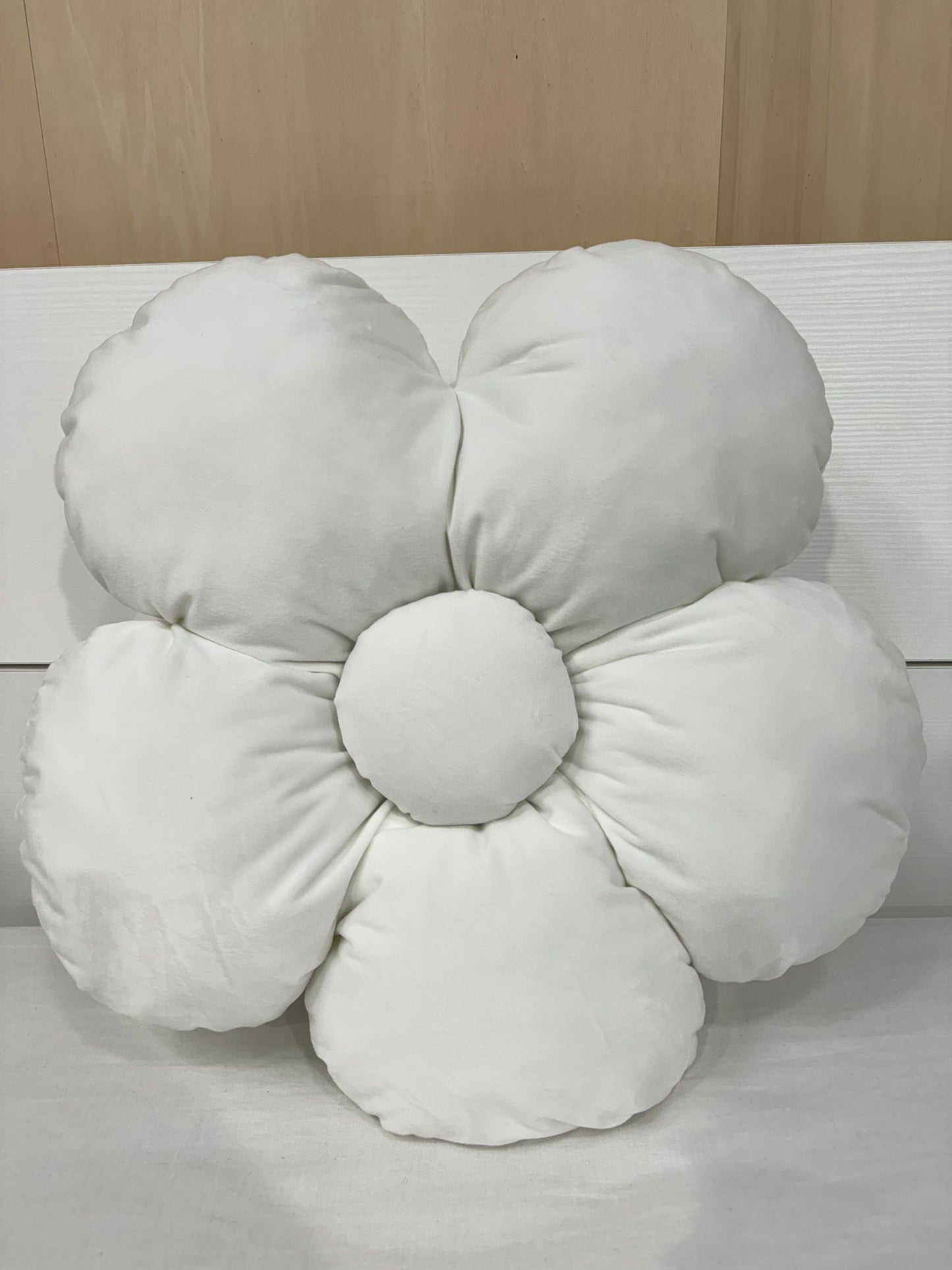 Cuscino Arredo Fiore Bianco